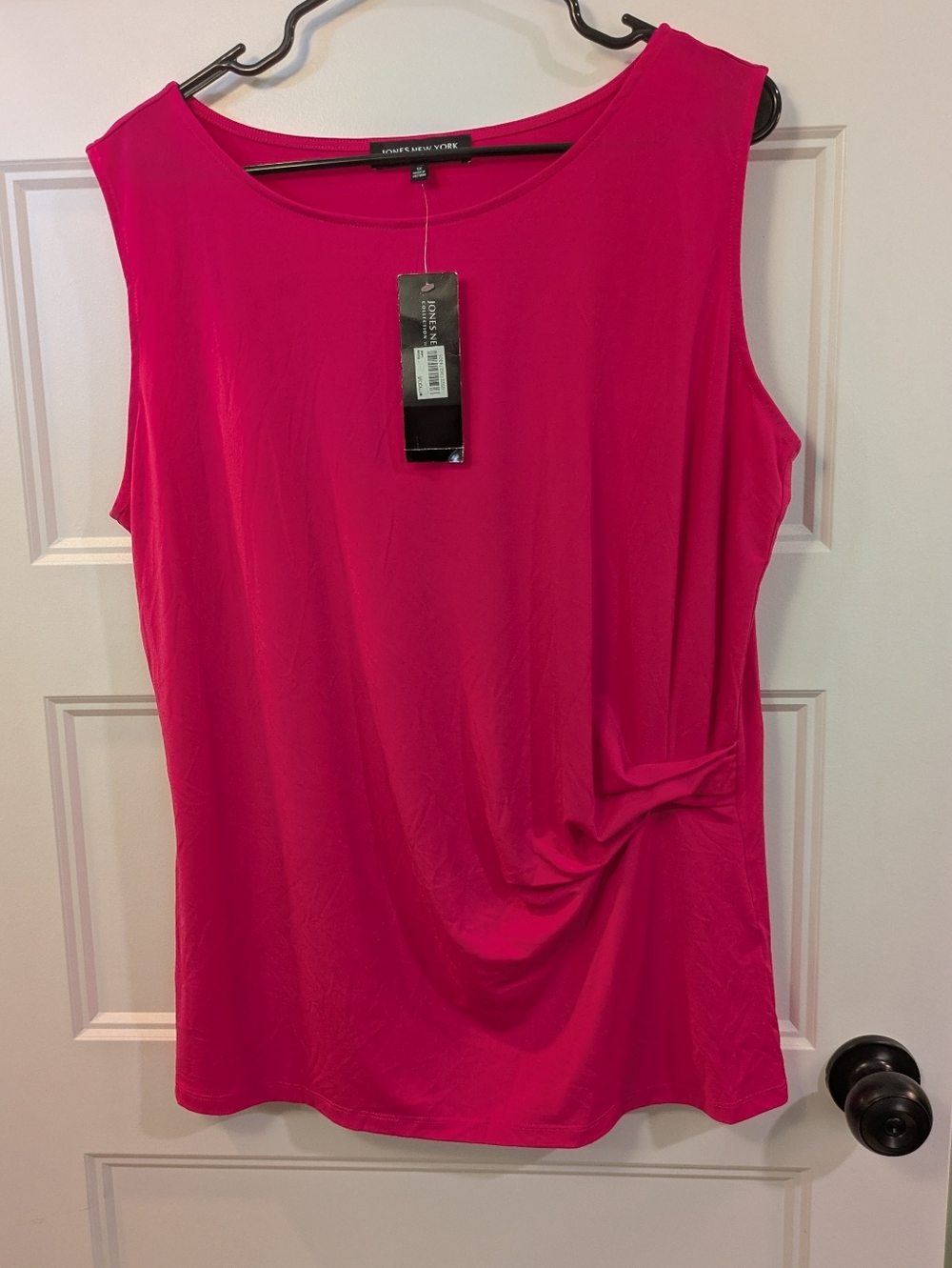 Jones New York Sleeveless Tank Top in Bright Fuchsia Pink